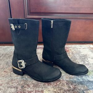 Vince Camuto Wantilla Boot sz 8.5 (like new)